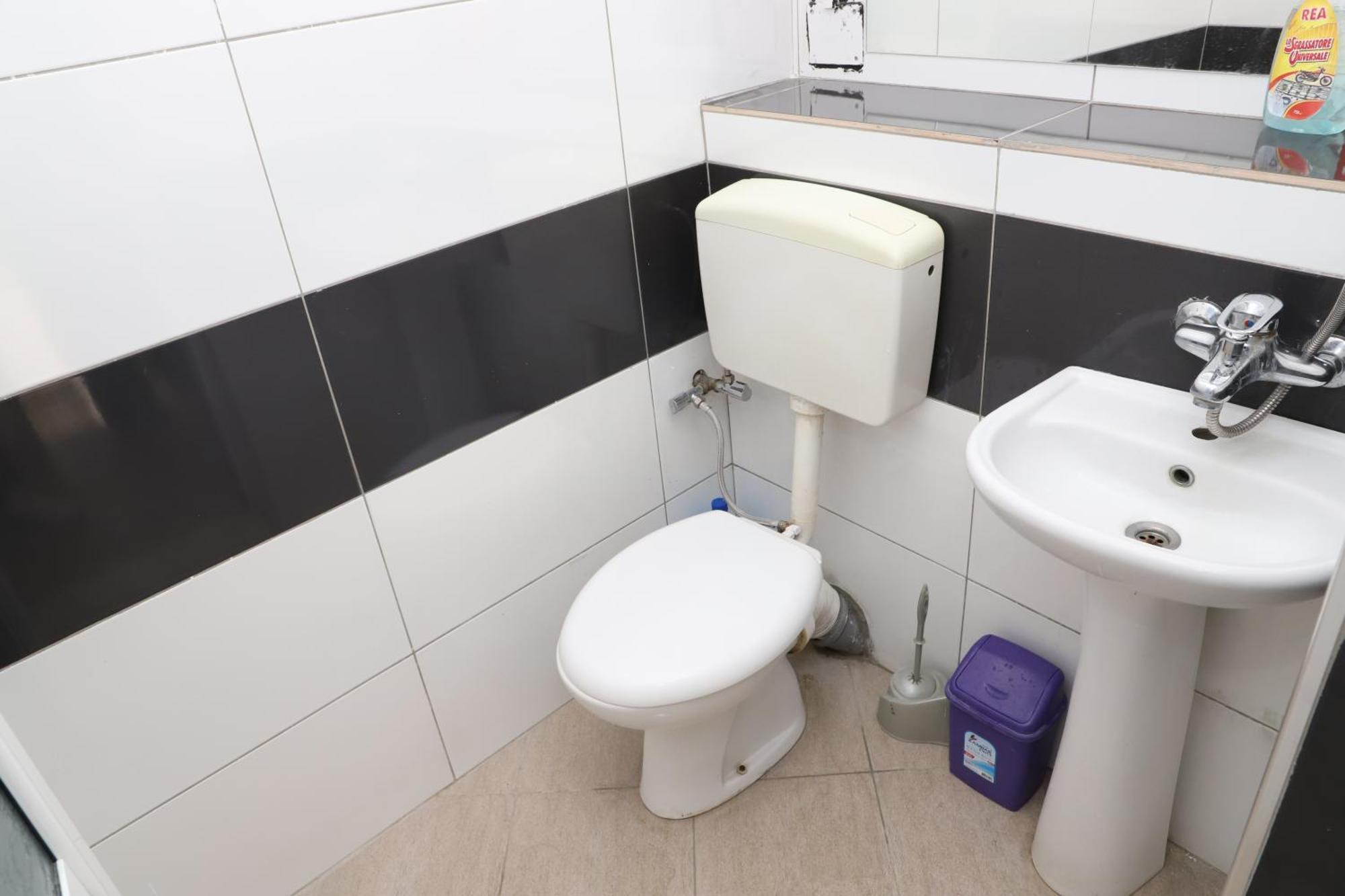 Elvi Aerd Apartment Берат Экстерьер фото